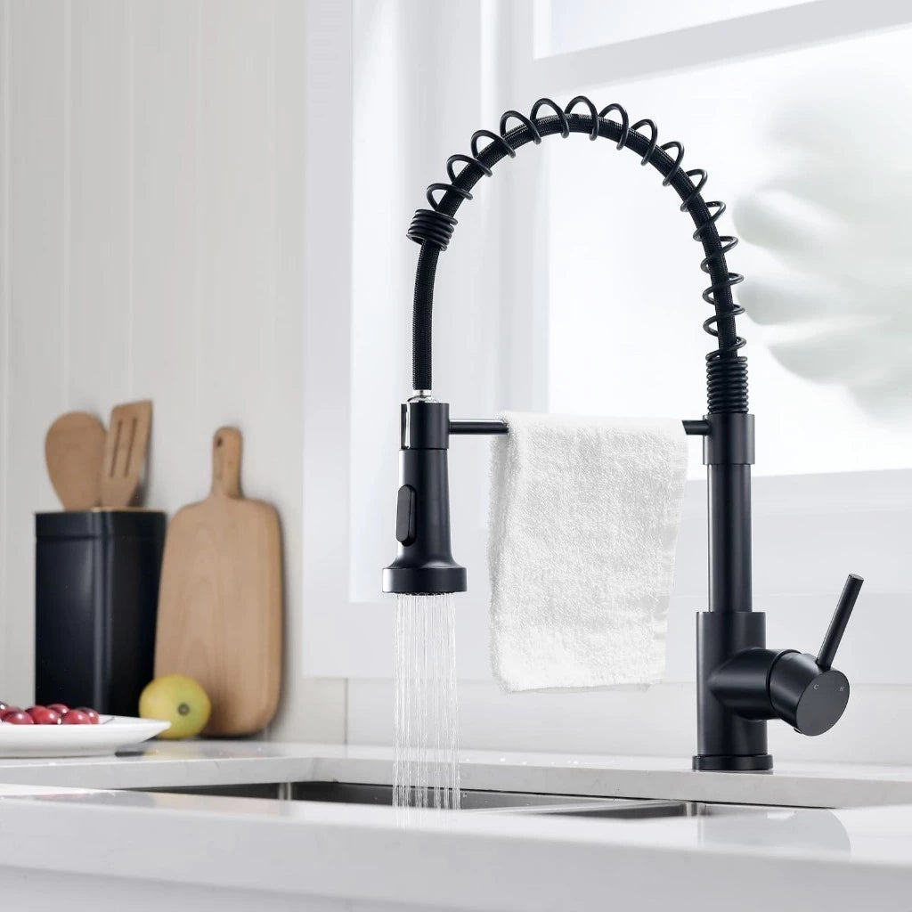 Luxury Gourmet Kitchen Faucet with Shower and 360° Swivel – Hot and Cold Single Lever